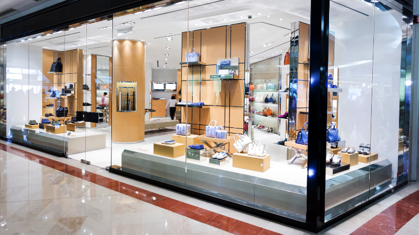 Da loja ao feed, Ediney Jara de Oliveira mostra como a personalização em massa redefine jornadas de compra com precisão e escala.